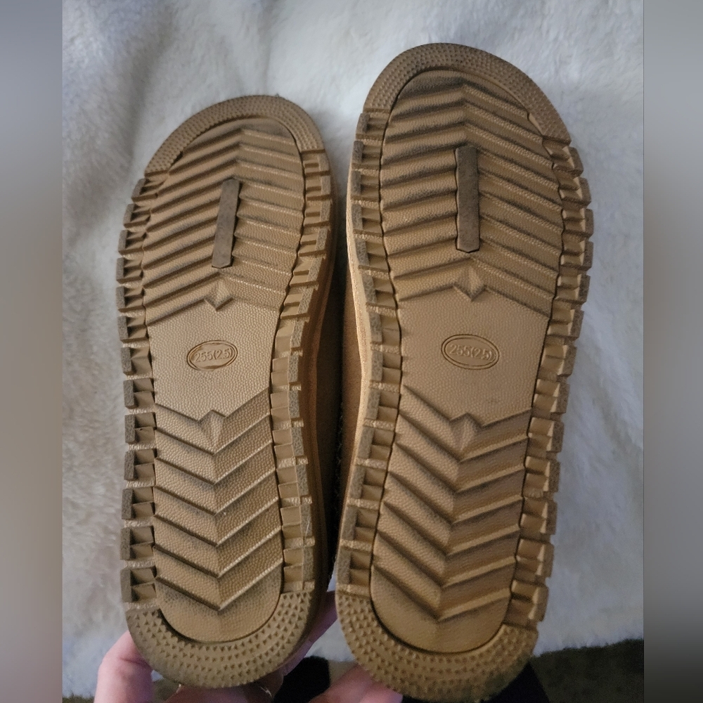 Cozy Tan Suede Slipper Clogs - Picture 6 of 7